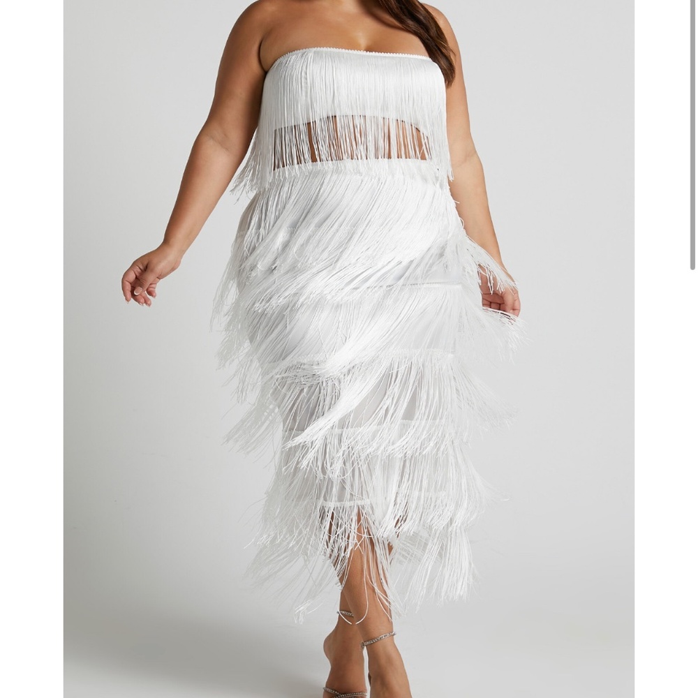 Amalee White Fringe Strapless Skirt Set (NWT)